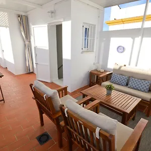 https://apartamentos-mariposa.es-andalucia.com